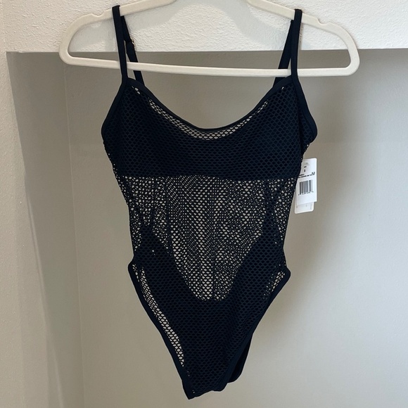NWT L*Space Black Mesh Madness One Piece Swimsuit (Size 8) - Picture 5 of 9